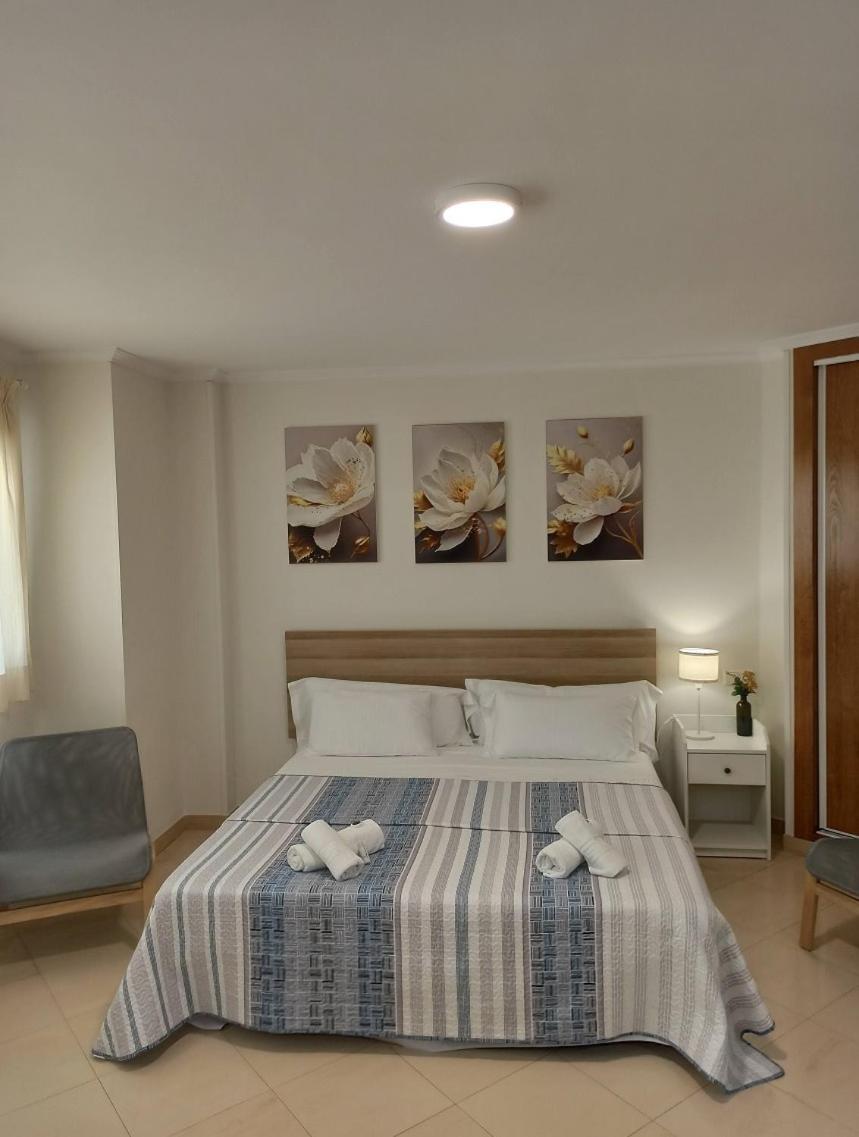 Apartamentos Amat - Only Adult - Playa El Bajondillo Torremolinos Exterior foto