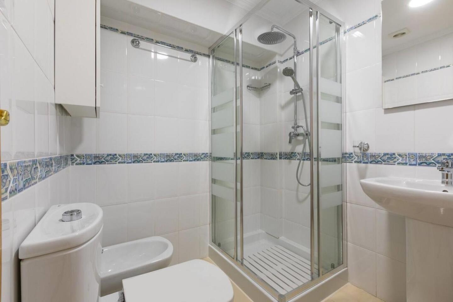Apartamentos Amat - Only Adult - Playa El Bajondillo Torremolinos Exterior foto